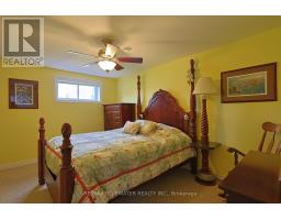 71837 SUNRIDGE CRESCENT - 32