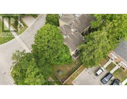 1 - 1399 COMMISSIONERS ROAD W - 40