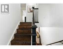 7 - 582 HYDE PARK ROAD - 12
