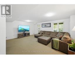 7 - 582 HYDE PARK ROAD - 23