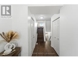 7 - 582 HYDE PARK ROAD - 4