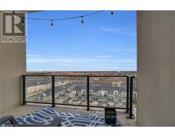 1002 - 260 VILLAGEWALK BOULEVARD - 25