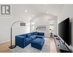 2 EVYLEAN COURT - 11