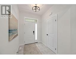 2 EVYLEAN COURT - 18
