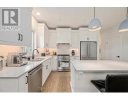 2 EVYLEAN COURT - 19