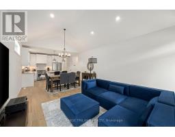 2 EVYLEAN COURT - 21