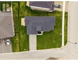 2 EVYLEAN COURT - 37