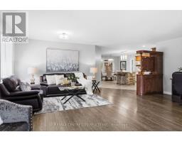 93 MCTAGGART COURT - 13