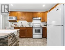 93 MCTAGGART COURT - 16