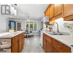 93 MCTAGGART COURT - 18