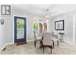 93 MCTAGGART COURT - 19