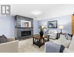 93 MCTAGGART COURT - 34