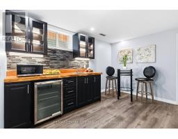 93 MCTAGGART COURT - 40