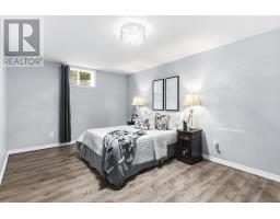 93 MCTAGGART COURT - 43