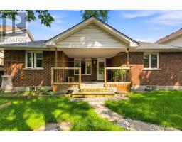 93 MCTAGGART COURT - 47
