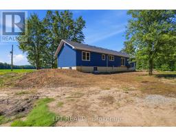 2523 TRILLIUM DRIVE - 40