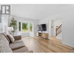 33 ASHLEY CRESCENT - 15