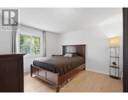 33 ASHLEY CRESCENT - 25
