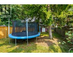33 ASHLEY CRESCENT - 39