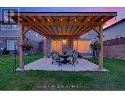 1541 APPLEROCK AVENUE - 35
