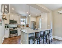 626 EMERY STREET E - 16