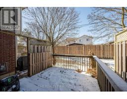 60 - 151 MARTINET AVENUE - 24