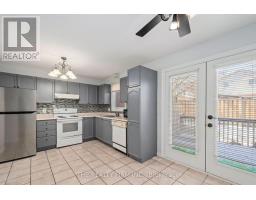 60 - 151 MARTINET AVENUE - 9