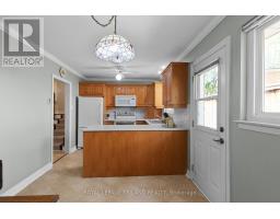 29 LADORE DRIVE - 11
