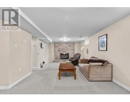 29 LADORE DRIVE - 25