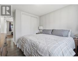 666 SANTA MONICA ROAD - 17