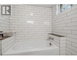 666 SANTA MONICA ROAD - 23