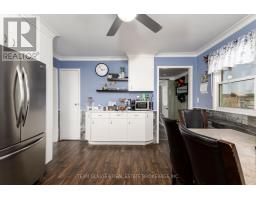 6008 YARMOUTH CENTRE ROAD - 11