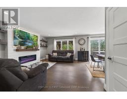 62 ABBOTT STREET - 12
