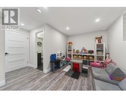 62 ABBOTT STREET - 28