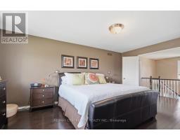 72 ROBINSON LANE - 25