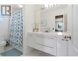 72 ROBINSON LANE - 34