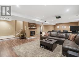 72 ROBINSON LANE - 38