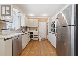 2 RUSKIN COURT - 9