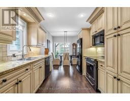 10 - 1144 CORONATION DRIVE - 11