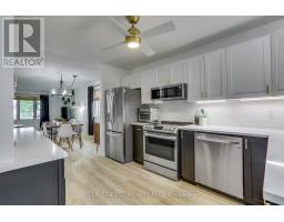 3 MEADOWVALE DRIVE - 7