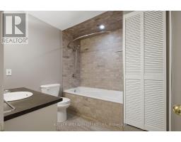 136 - 500 OSGOODE DRIVE - 34