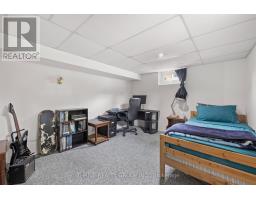 219 BURNSIDE DRIVE - 18