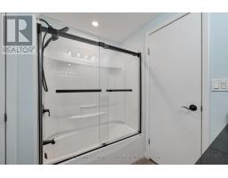 12 REDFORD DRIVE - 23