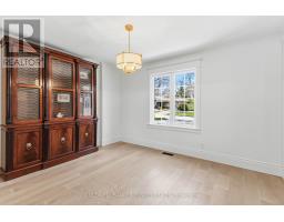 54 LLOYD MANOR CRESCENT - 13