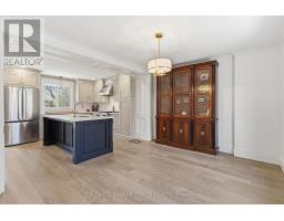 54 LLOYD MANOR CRESCENT - 14