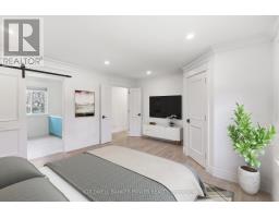 54 LLOYD MANOR CRESCENT - 29