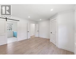 54 LLOYD MANOR CRESCENT - 30