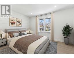 54 LLOYD MANOR CRESCENT - 34