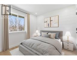 54 LLOYD MANOR CRESCENT - 36