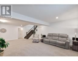 2426 RED THORNE AVENUE - 31